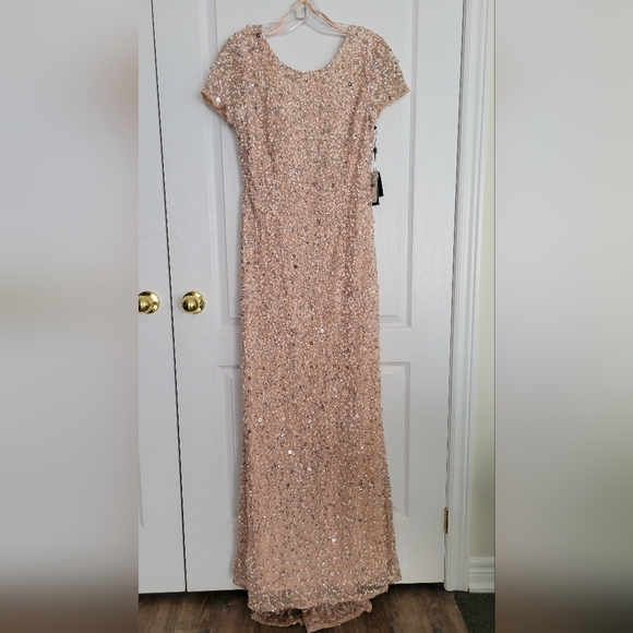 NWT Adrianna Papell Womens Short-Sleeve All Over Sequin Gown, SZ 12 - Picture 5 of 10